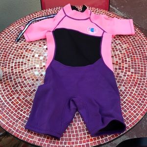 Kids wet suit